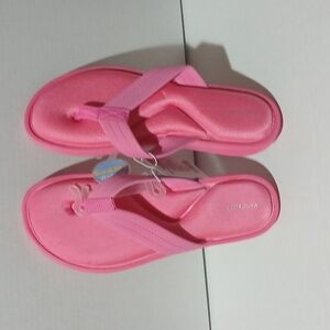 Sun and Sky Women Memory Foam  Pink Sandal NWY Size Medium 9 to 10